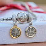 charms de plata