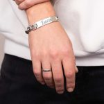 pulsera grabada